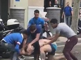 Избиение туриста в Барселоне попало на видео