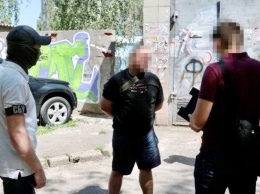 Собирал данные о военных: в Харькове задержали украинца, работавшего на разведку РФ