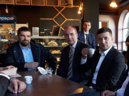 Зеленского оштрафовали за незаконное кофепитие в Хмельницком