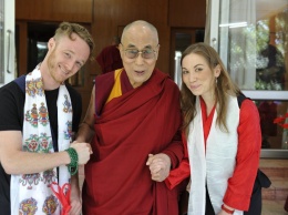 85-летний Далай-лама выпустит дебютный альбом