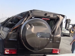 В Дубае нашли кладбище люксовых автомобилей (видео)