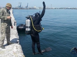 В районе морпорта Одессы ВМС провели противодиверсионные учения