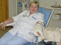 Жительница Запорожья сдала кровь почти сто раз