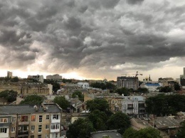 Синоптики предупреждают: грозовые дожди задержатся в Николаевской области на выходные