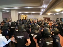 Суд над Стерненко: Избрание меры пресечения перенесли на 15 июня
