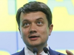 Разумков рассказал о "необходимости" русского языка для Украины