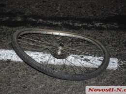 В Николаеве маршрутка наехала на велосипедиста, водитель утверждает, что жертва лежала на дороге