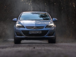 Тест-драйв Opel Astra: несколько поводов обратить внимание на скромный седан