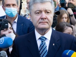 Порошенко: приспешники Януковича возвращаются в Украину