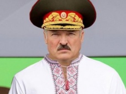 Лукашенко передал семье Зеленских вышиванки