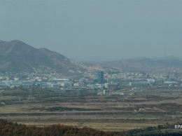 КНДР возобновляет военные учения вблизи границы с Южной Кореей