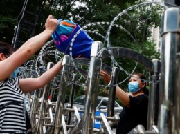 Пекин закрывается на карантин из-новой вспышки коронавируса, выезд из города запрещен