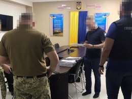 В Николаеве банда из военных и гражданских украла более 11 миллионов грн бюджетных средств