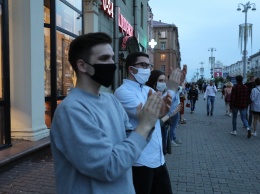 В Минске проходит пикет в поддержку арестованных активистов