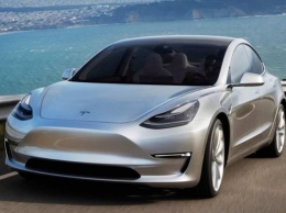 Немец случайно заказал 27 электрокаров Tesla Model 3