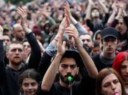 "Ночь Гаврилова": в Грузии люди собираются на акцию протеста