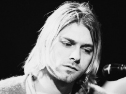 Рекордные 6 млн долларов: с молотка ушла легендарная гитара фронтмена Nirvana