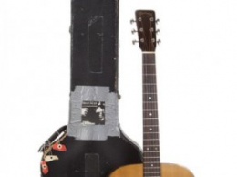 Гитара Курта Кобейна продана на аукционе за рекордную цену