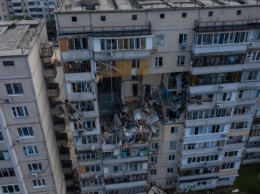 Взрыв в столичной многоэтажке: полиция назвала две версии