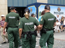 В Германии устроили массовые погромы: ранены 19 полицейских