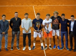 Тренер Джоковича и еще два топ-теннисиста сдали положительный тест на COVID-19