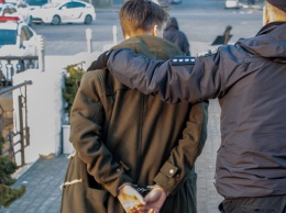 В Днепре на Мандрыковской поймали 17-летнего "закладчика"