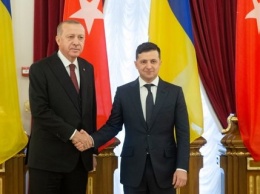 Зеленский и Эрдоган обсудили возобновление авиарейсов между Украиной и Турцией