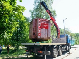 В Полтаве продолжается демонтаж незаконно установленных временных сооружений