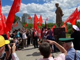 Под Нижним Новгородом открыли памятник палачу и диктору Сталину (фото)