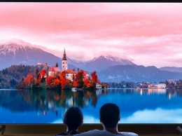 Redmi умудрилась продать за полдня 1500 огромных 98-дюймовых телевизоров Smart TV Max