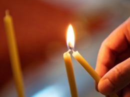 Почему в православии принято ставить свечи