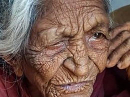 93-летняя женщина встретилась с семьей после 40 лет разлуки благодаря WhatsApp