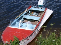 Недалеко от Днепра женщину, что купалась в Самаре, сбила лодка: пострадавшая умерла