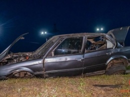 В Днепре перевернулся BMW, в больницу попали дети