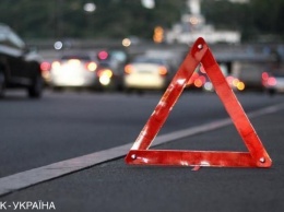 На трассе Киев-Одесса произошло ДТП, погиб человек и четверо пострадали