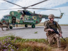 Украинские морпехи провели "вертолетные" учения