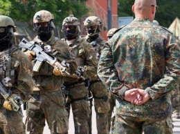 Роту элитного немецкого спецназа расформируют из-за связей бойцов с неонацистами