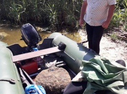 На Каховском водохранилище поймали браконьера с раками