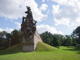 В Киеве открыт знаменитый памятник. День в истории