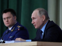 Путин поручил генпрокурору разобраться с арестом бизнесмена из "списка Титова"