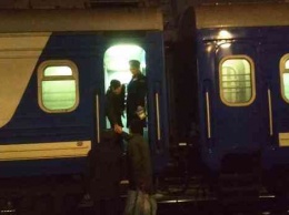 Железнодорожники сходят с ума, предлагая жителям Павлоградщины, за 1368 грн, доезжать Азовского моря