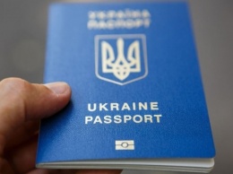 ФСБ взялась за крымчан с украинскими паспортами