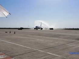 В Украине открылся новый авиарейс Львов-Херсон