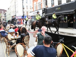 В Лондоне при разгоне незаконной вечеринки пострадали полицейские