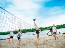 В Киеве определили два самых чистых пляжа