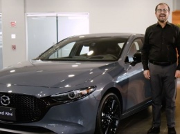 Новую Mazda3 с турбомотором показали на видео
