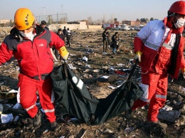К экспертизе самописцев сбитого в Иране Boeing привлекут украинских экспертов