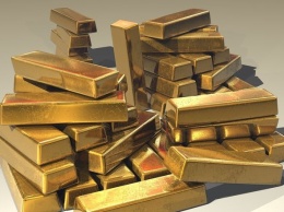 Цена на золото побила почти 10-летний рекорд: причины роста