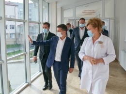 Пример для всей Украины: Зеленский похвалил перинатальный центр на Волыни