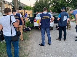 На Донбассе полицейские похищали людей и торговали наркотиками